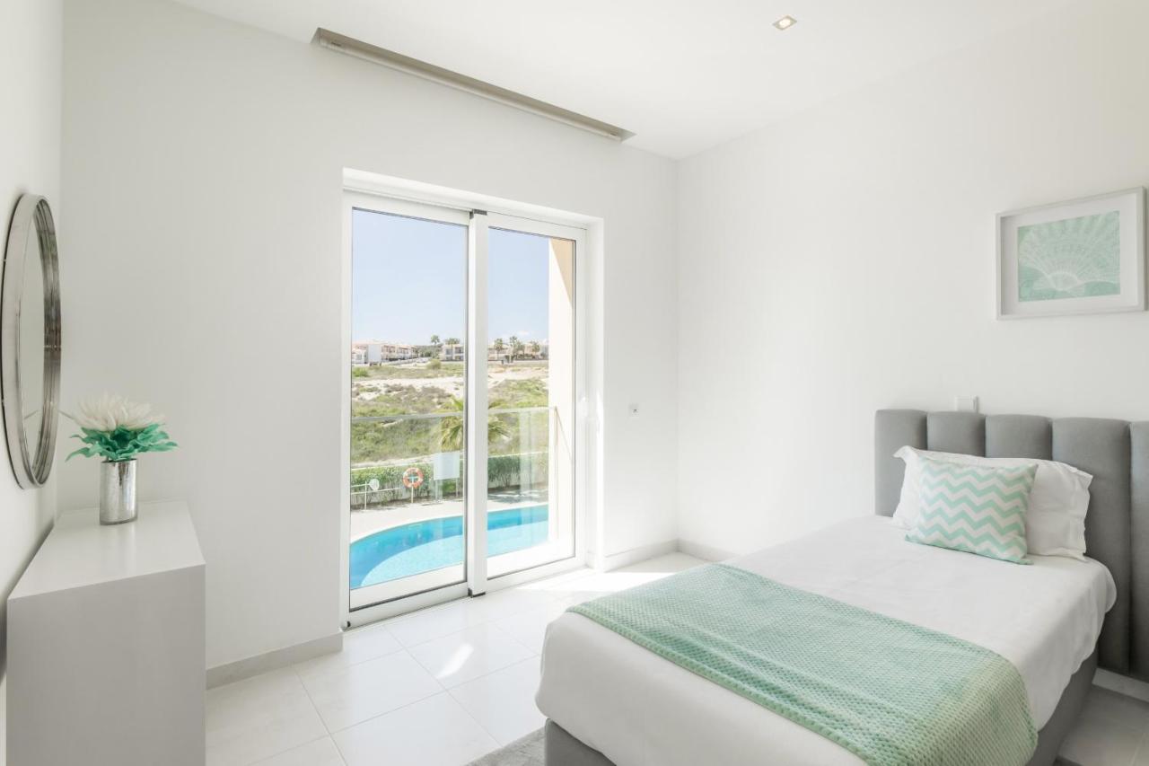 5 Star Beach View Apartment In Porto De Mos 150 Metres From The Beach Exteriér fotografie